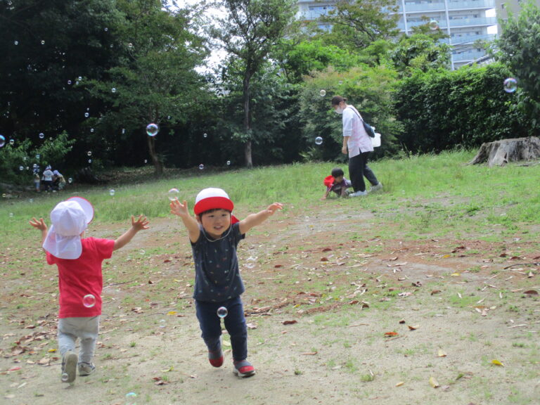 初めての交流(2歳児　あめ組)