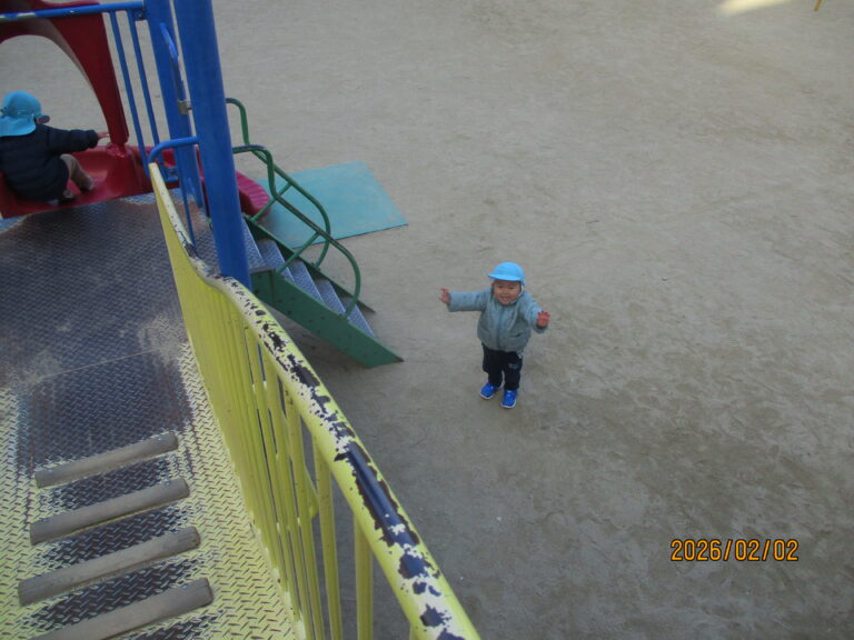 チャレンジがいっぱい（1歳児　だいちぐみ）